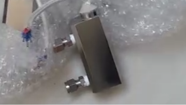宏瑞德5分鐘講解丨氧化鋯氧分析器直插式和抽取式有何區別？